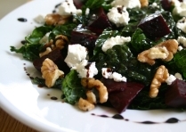Salad with Beets, Walnuts, Goat Cheese, and Balsamic Reduction